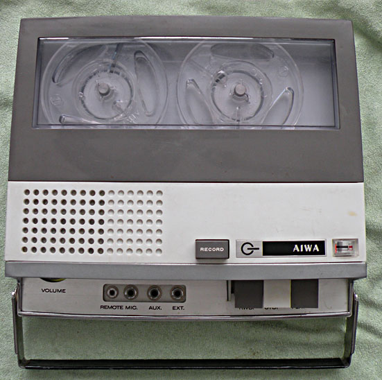 VINTAGE AIWA TP-703 Portable Reel To Reel Recorder Tape Player